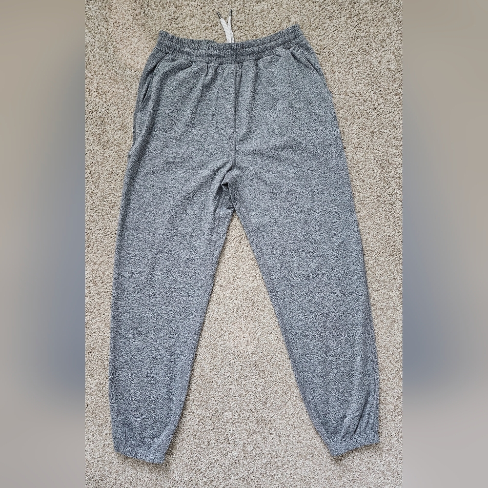 Vuori Boyfriend Sweats/Joggers, Size S